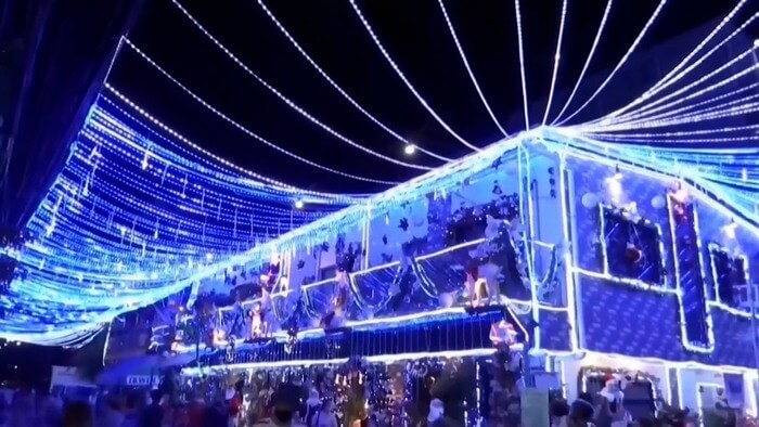 Buo Ang Saya ng Pasko: Joy Made Complete