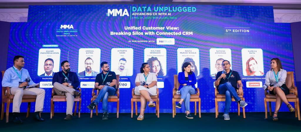 Unified Customer View: Breaking Silos with Connected CRM
