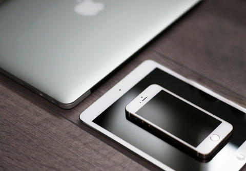 Mobile vs Web App Testing Mobile vs Web App Testing