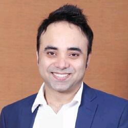 Metaverse vs. Internet: Understanding the Key Differences, by Pratham Bhardwaj