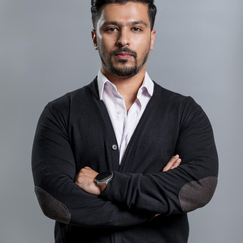 Umar Khan MMA Marketing Media Alliance Nfl 0060 Edit 1 